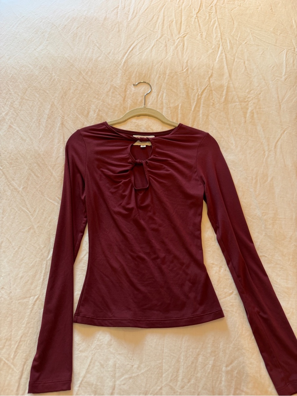 Le Bop Long Sleeve Keyhole Top - Burgundy